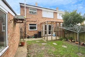 ST MARYS CLOSE- click for photo gallery